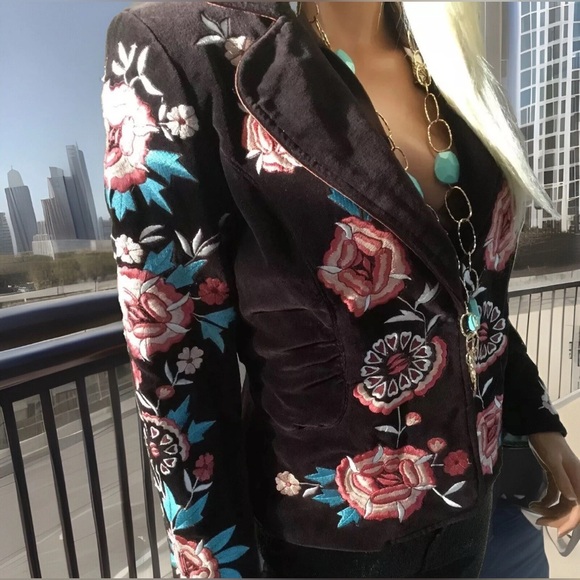 Caché Boho Embroidered Brown Crushed Velvet & Floral Snap Closure Blazer Size 4 - Picture 5 of 17